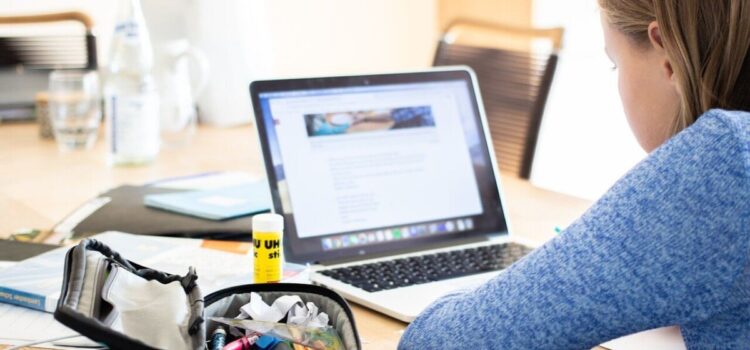 La scuola al tempo del Covid tra DAD, DDI e tutela della privacy